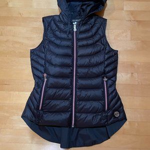 Bernardo vest, size XS